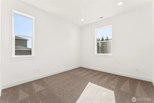 $999,990 | 15814 210th Avenue East, Unit 310, Bonney Lake, WA 98391