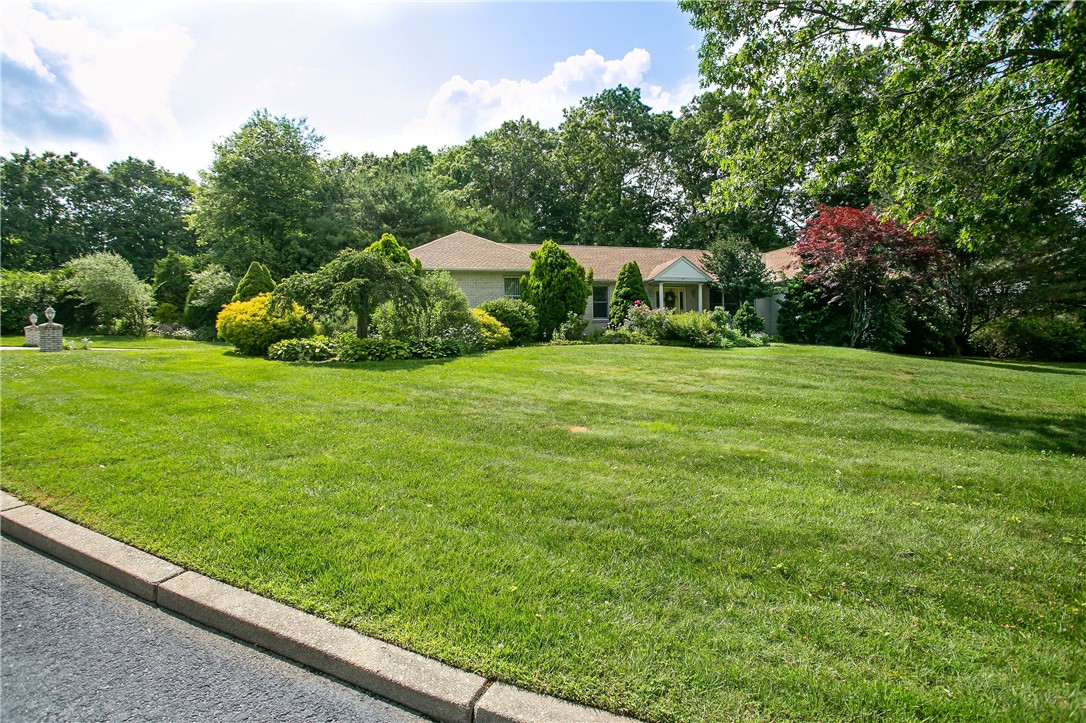 155 Council Rock Road Cranston, RI 02921 - Photo 2 of 30 Gallery Image 2