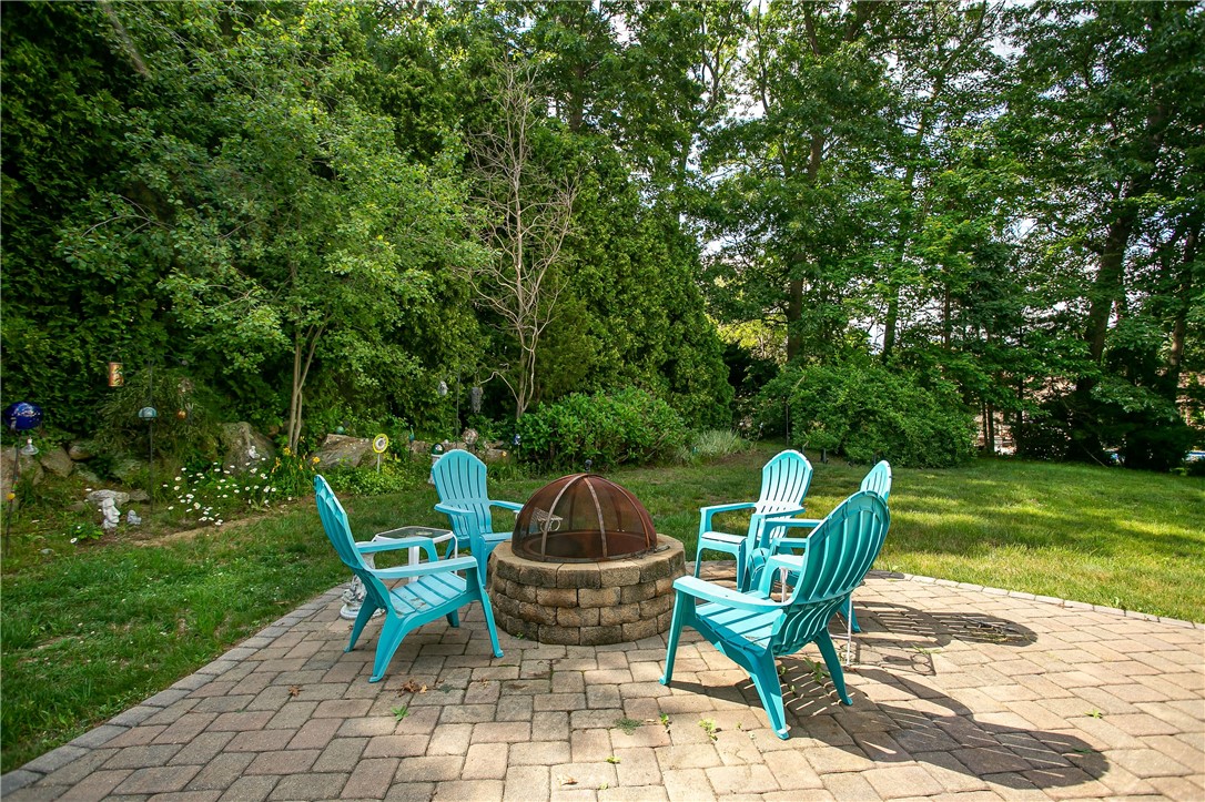155 Council Rock Road Cranston, RI 02921 - Photo 7 of 30 Back Patio