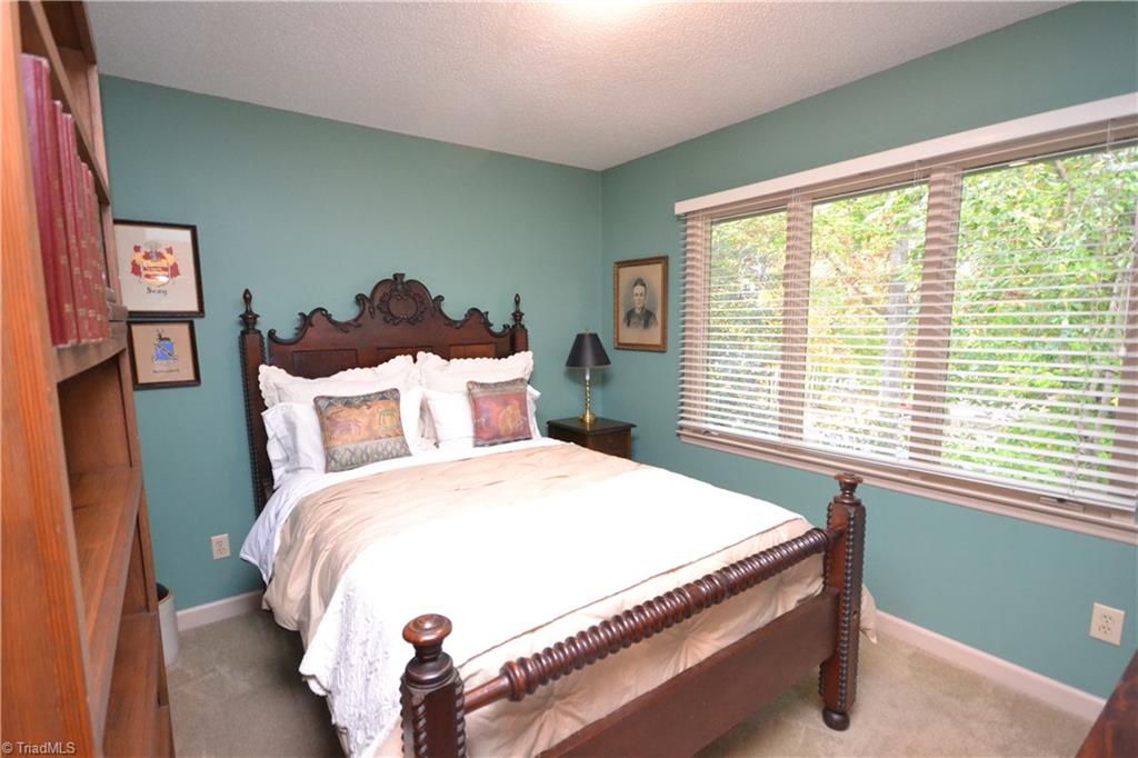 513 Pinewood Road Asheboro, NC 27205 - Photo 13 of 27 Gallery Image 13