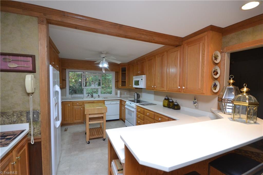 513 Pinewood Road Asheboro, NC 27205 - Photo 5 of 27 Gallery Image 5
