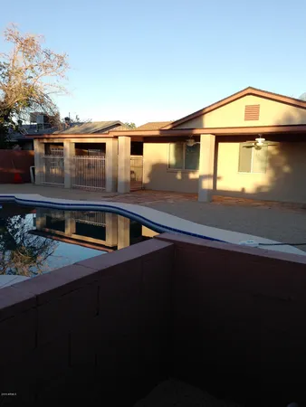 $2,600 | 14818 North 38th Street, Phoenix, AZ 85032