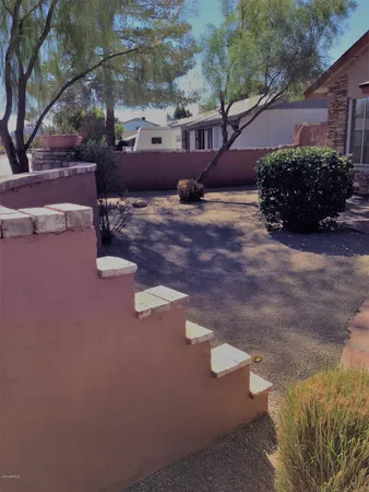 $2,600 | 14818 North 38th Street, Phoenix, AZ 85032