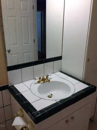 $2,600 | 14818 North 38th Street, Phoenix, AZ 85032