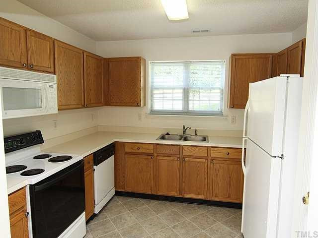 5012 Gable Ridge Drive Durham, NC 27713 - Photo 4 of 12 Kitchen