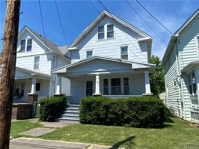 $100,000 | 2710 Pierce Avenue, Niagara Falls, NY 14301