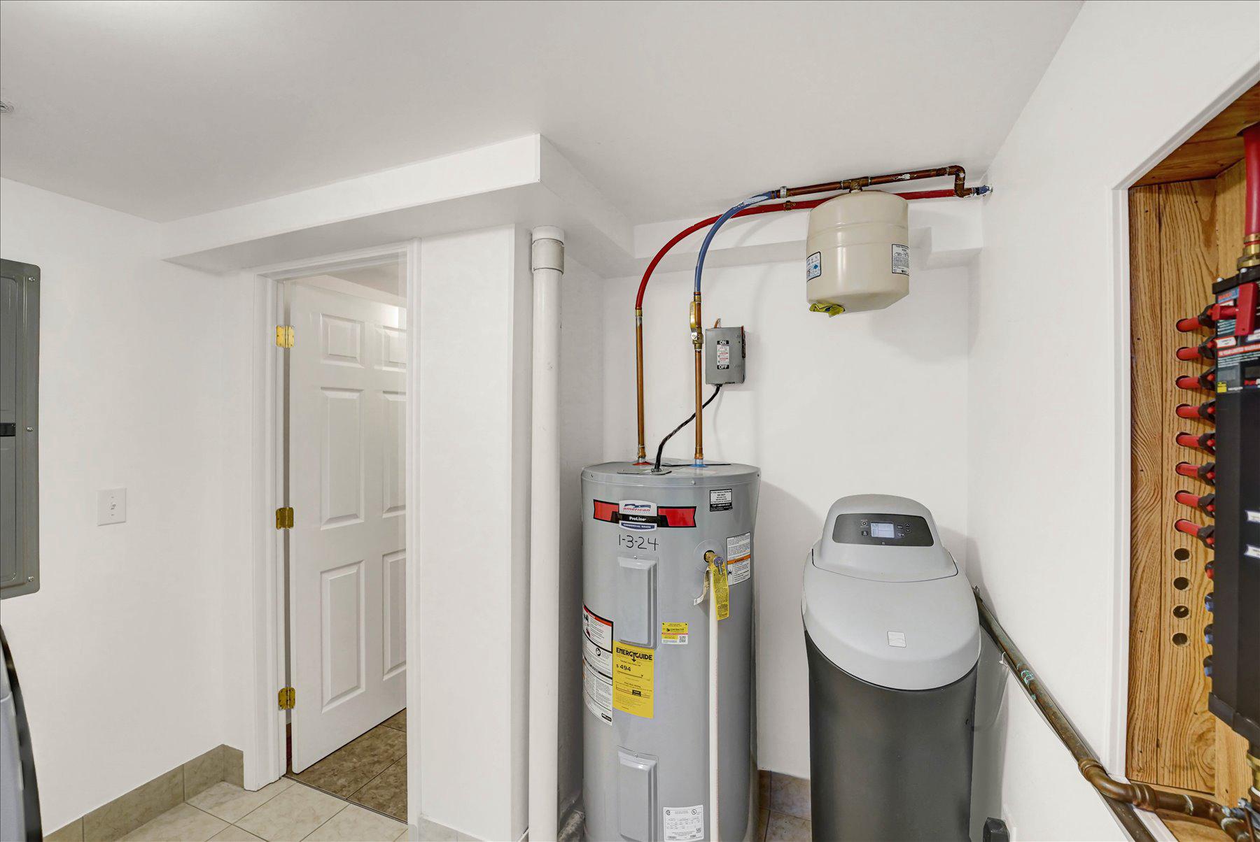 1513 East Branch Road State College, PA 16801 - Photo 33 of 49 Functional utility space.