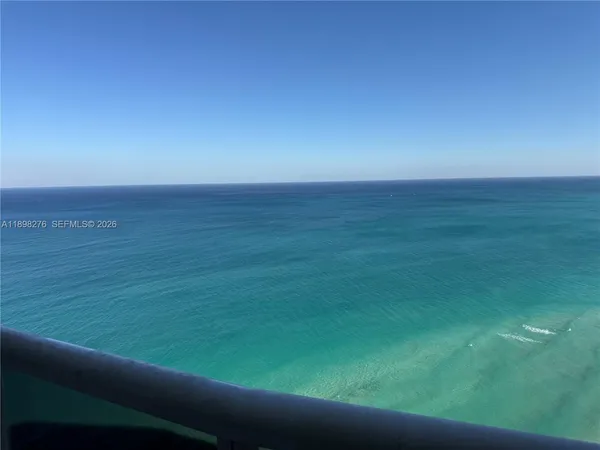 $9,350 | 15901 Collins Avenue, Unit 3907, Sunny Isles Beach, FL 33160