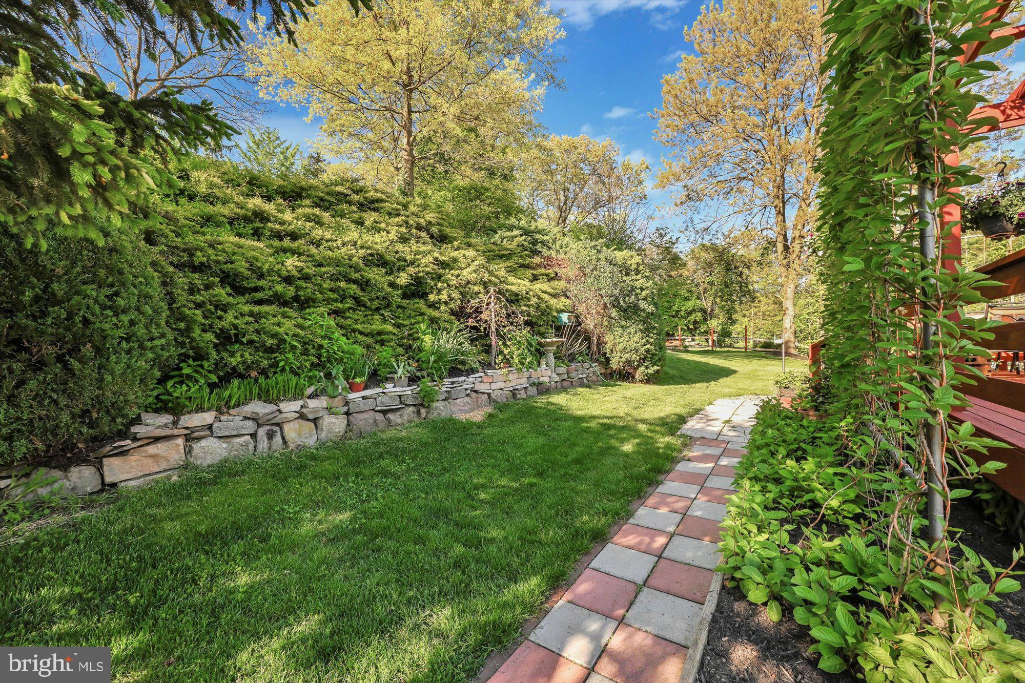 145 Akron Road Ephrata, PA 17522 - Photo 34 of 37 Gallery Image 34