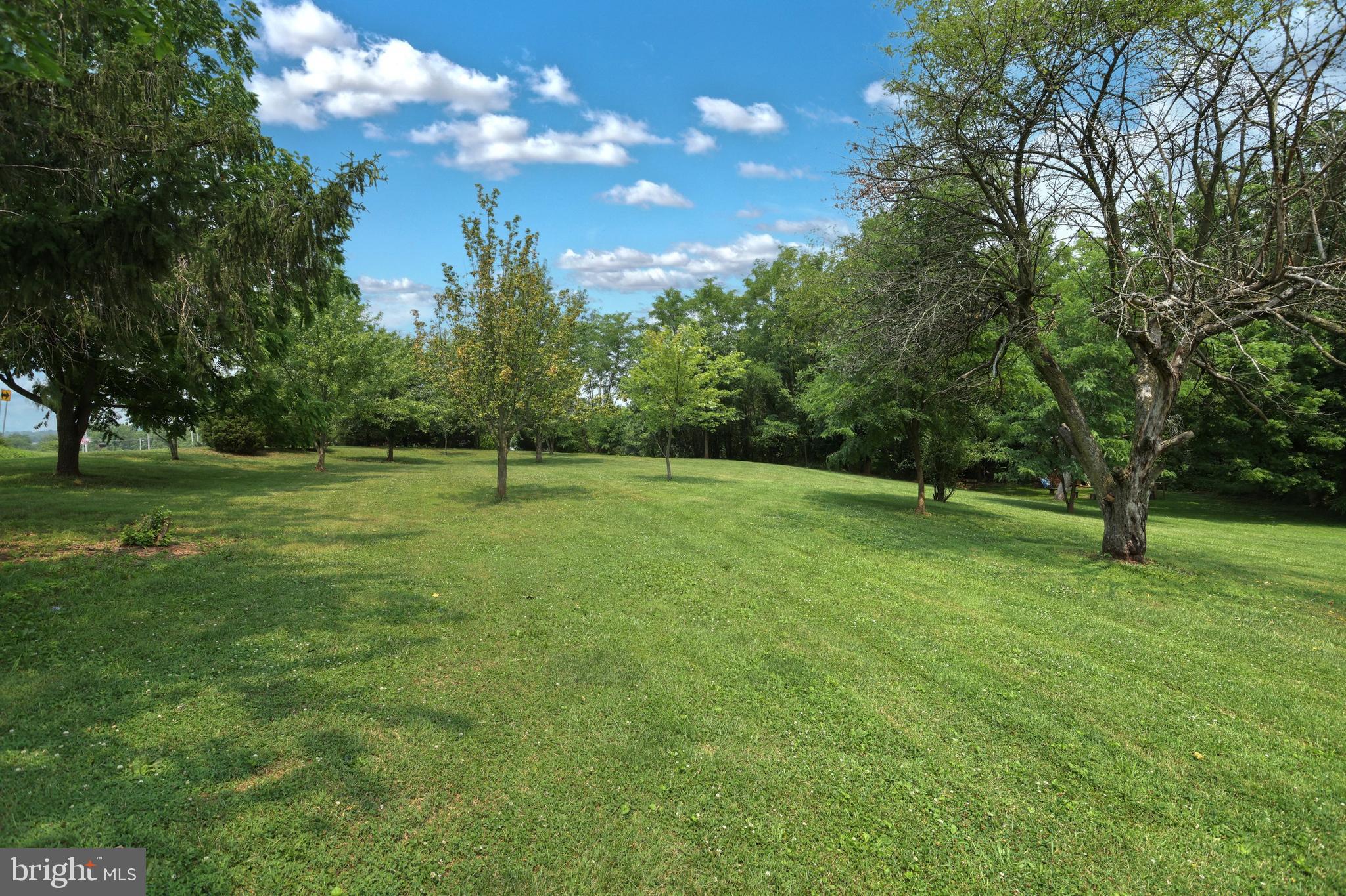 2380 Baker Road York, PA 17408 - Photo 28 of 51 Gallery Image 28
