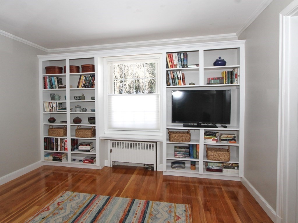 9 Ardmore Road Worcester, MA 01609 - Photo 4 of 30 Gallery Image 4