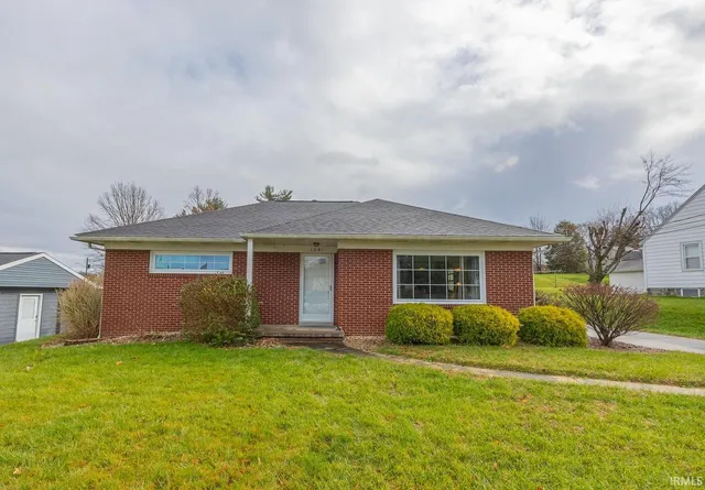 $245,000 | 1041 Justin Street, Jasper, IN 47546