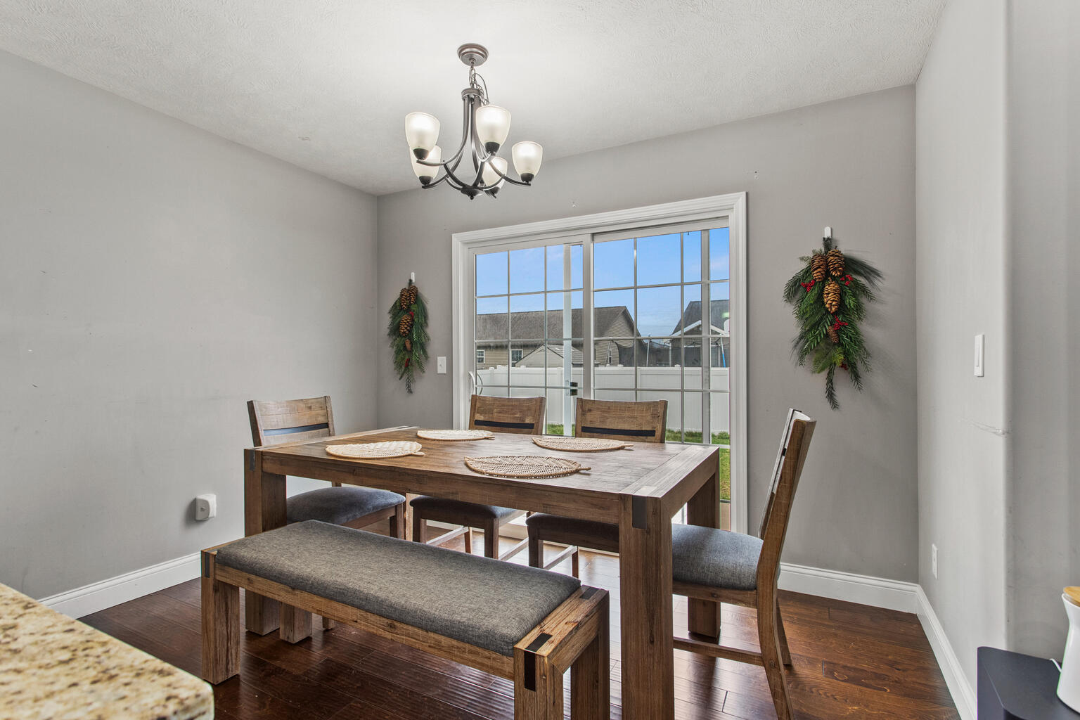 2004 Rylan Road Mahomet, IL 61853 - Photo 16 of 33