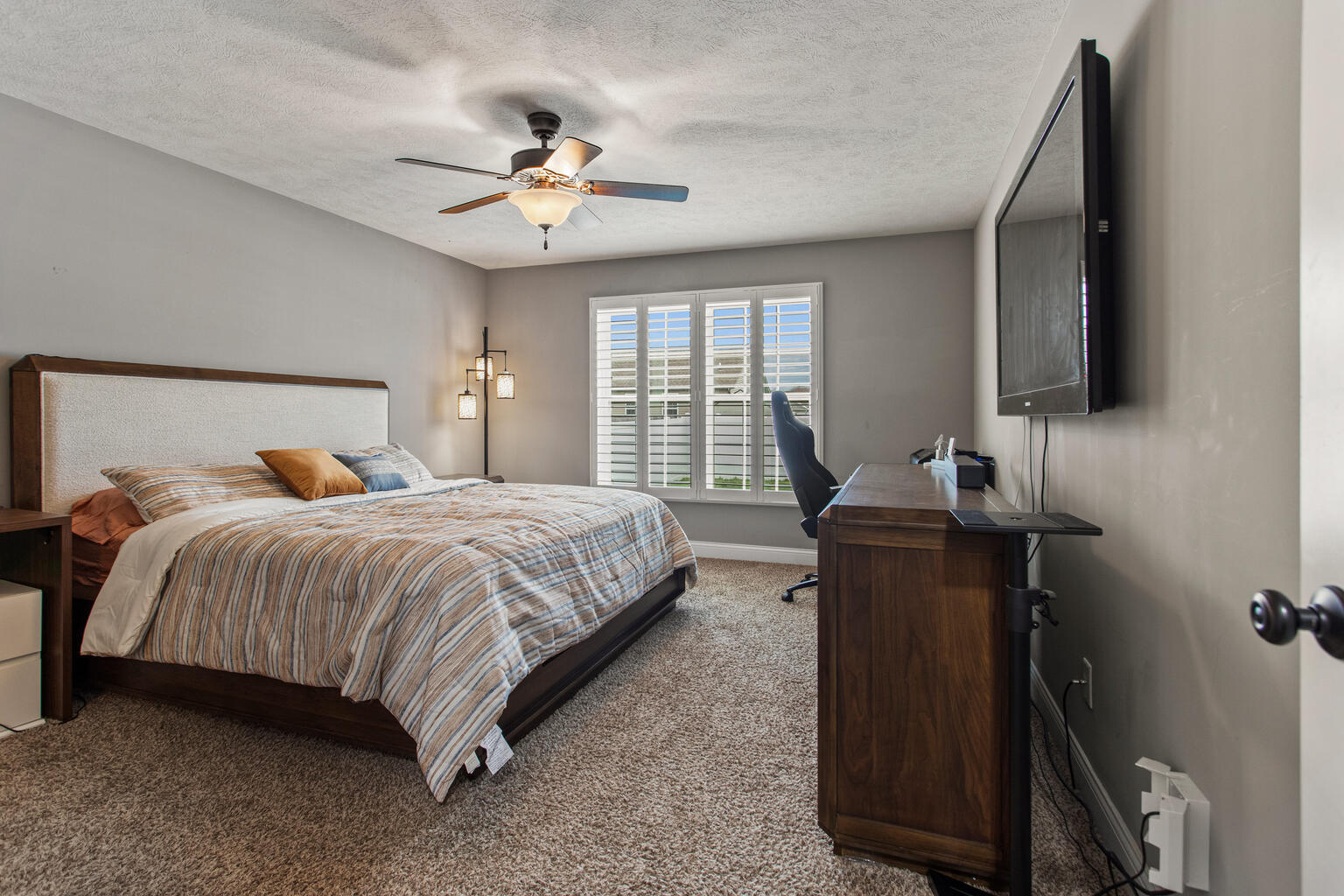 2004 Rylan Road Mahomet, IL 61853 - Photo 17 of 33