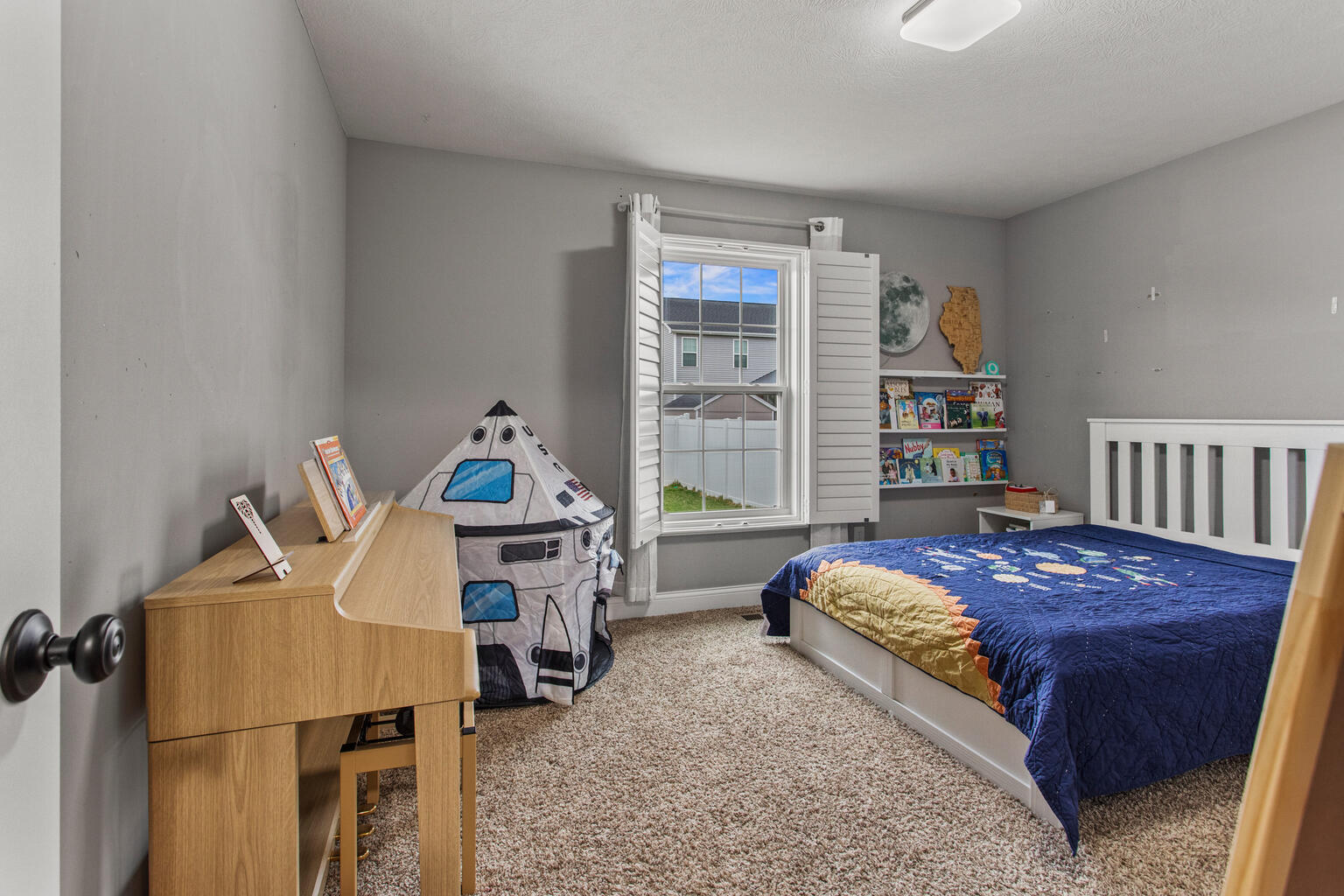 2004 Rylan Road Mahomet, IL 61853 - Photo 24 of 33