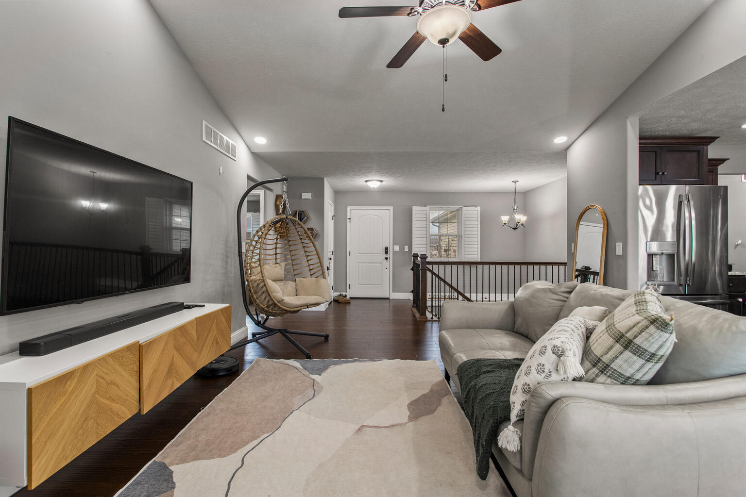 2004 Rylan Road Mahomet, IL 61853 - Photo 8 of 33