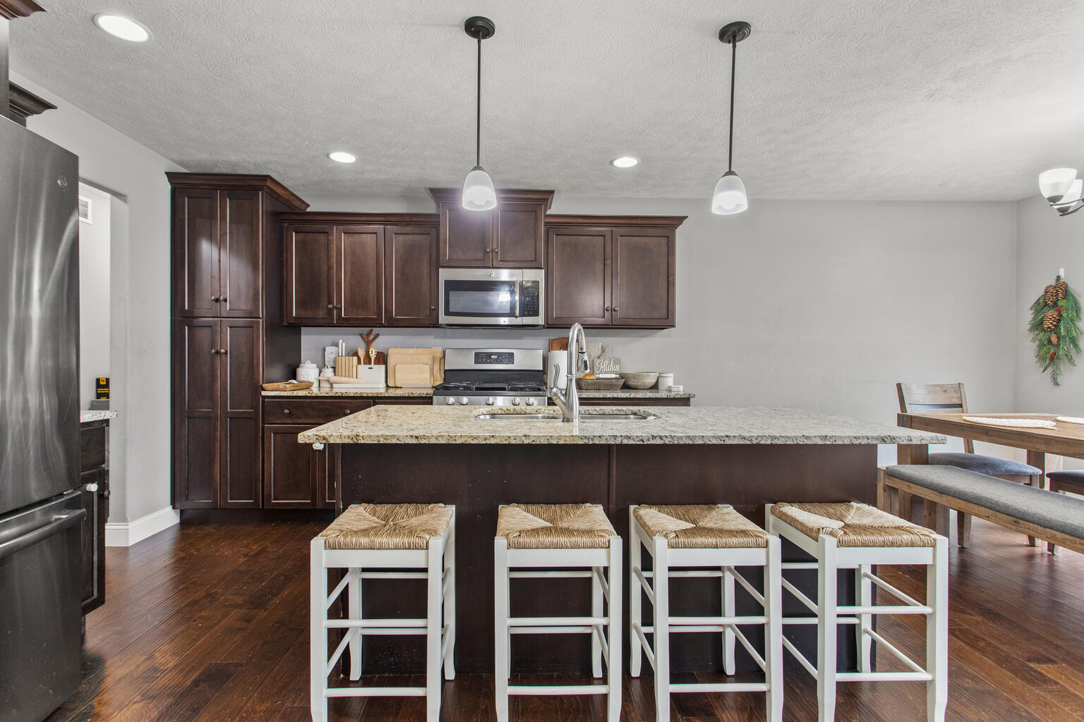 2004 Rylan Road Mahomet, IL 61853 - Photo 10 of 33