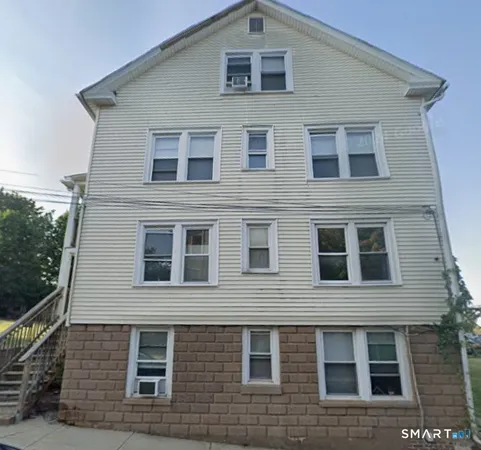 $1,400 | 22 Green Street, Middletown, CT 06457