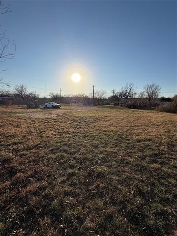 $24,900 | 208 Lombard Street, Baird, TX 79504