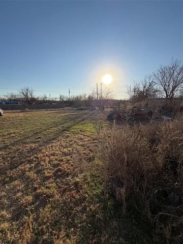 $24,900 | 208 Lombard Street, Baird, TX 79504