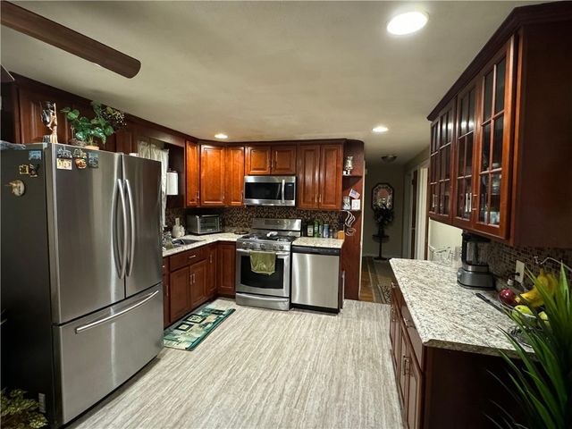 $417,000 | 52 Kalmer Road, Warwick, RI 02886