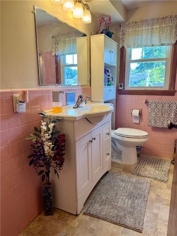 $417,000 | 52 Kalmer Road, Warwick, RI 02886