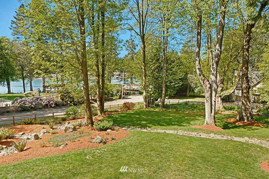 8801 Northeast Spargur Loop Road Bainbridge Island, WA 98110 - Photo 2 of 25 Gallery Image 2