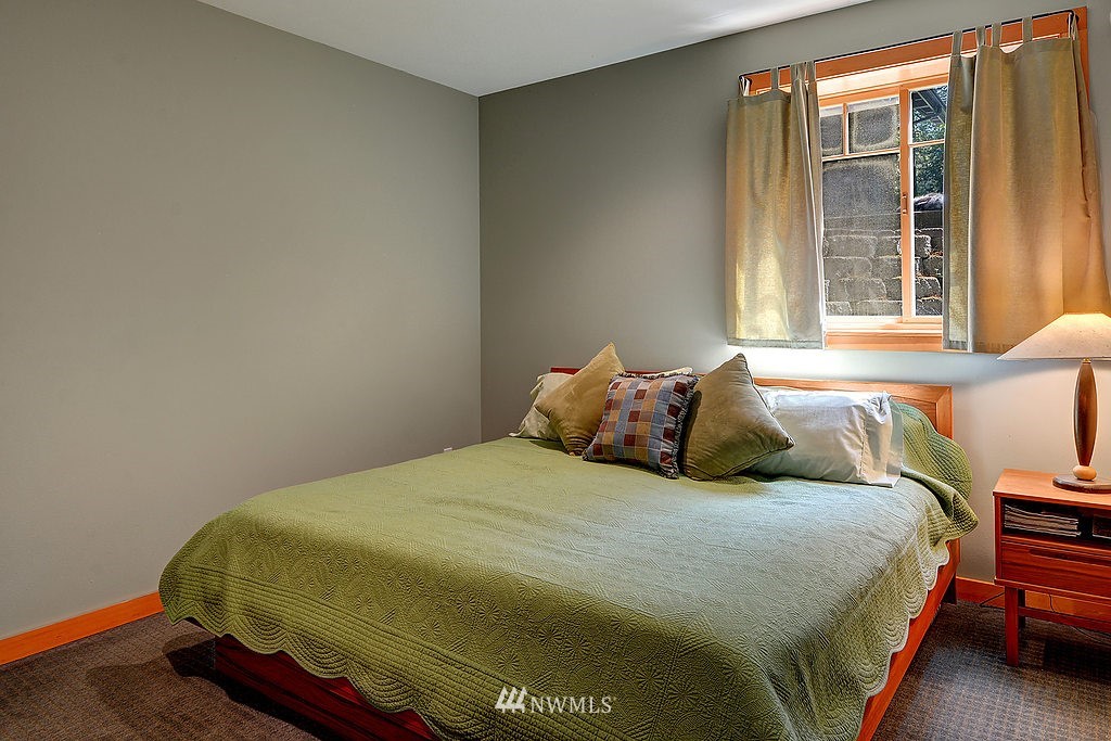 8801 Northeast Spargur Loop Road Bainbridge Island, WA 98110 - Photo 19 of 25 Gallery Image 19