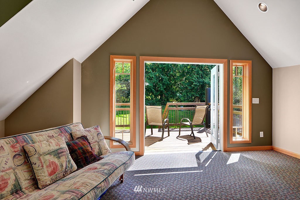 8801 Northeast Spargur Loop Road Bainbridge Island, WA 98110 - Photo 21 of 25 Gallery Image 21