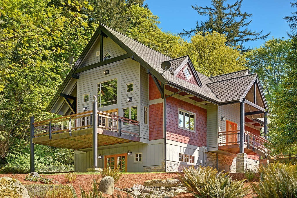 8801 Northeast Spargur Loop Road Bainbridge Island, WA 98110 - Photo 22 of 25 Gallery Image 22