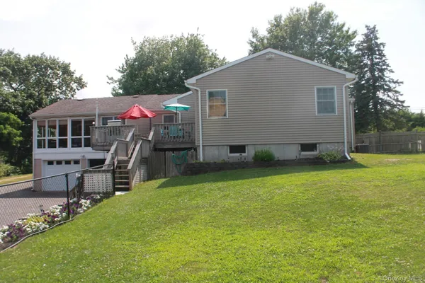 $10,000 | 144 Manor Lane, Riverhead, NY 11901