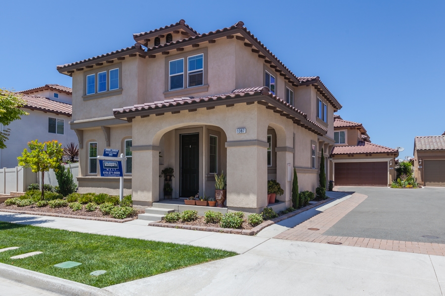 1387 Pershing Road Chula Vista, CA 91913 - Photo 2 of 22 Gallery Image 2