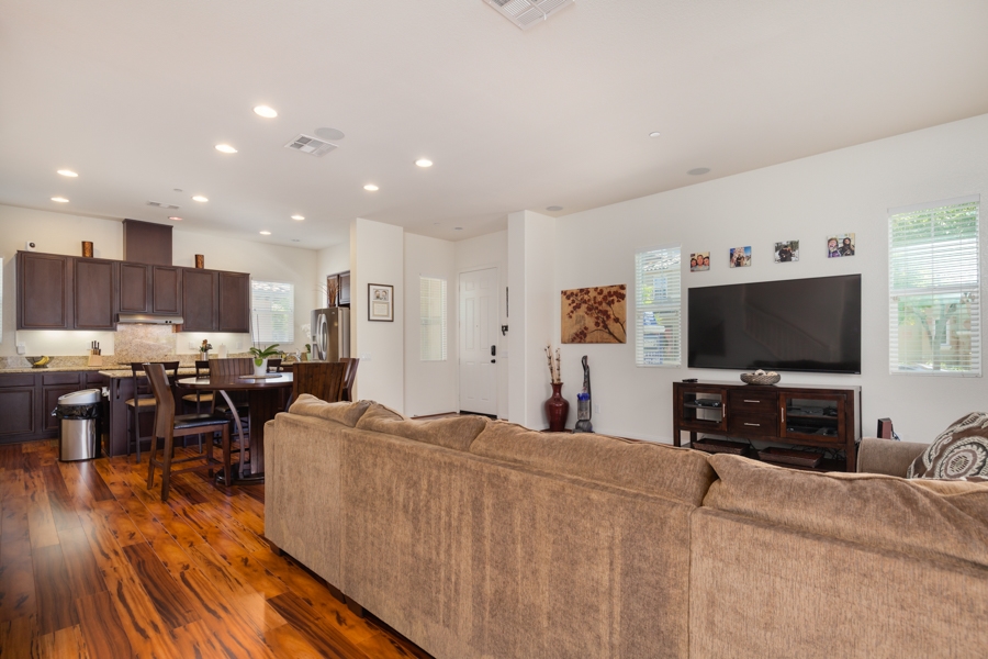 1387 Pershing Road Chula Vista, CA 91913 - Photo 6 of 22 Gallery Image 6