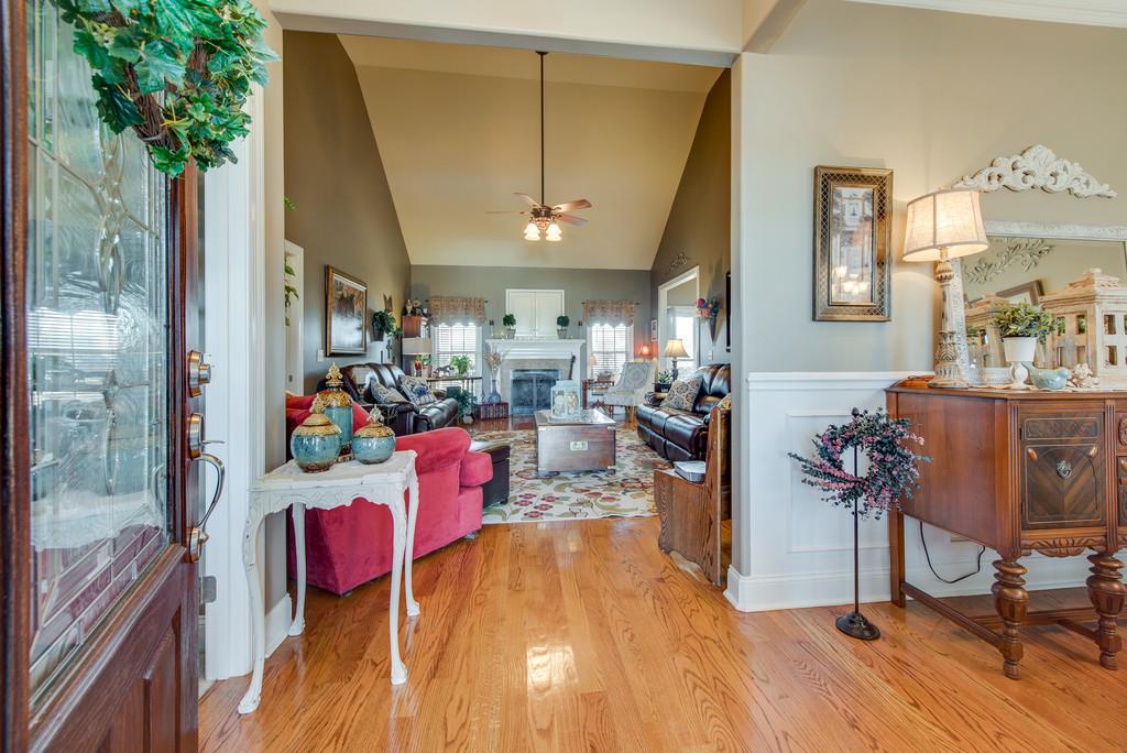 1263 Hardison Road Columbia, TN 38401 - Photo 5 of 29 Gallery Image 5