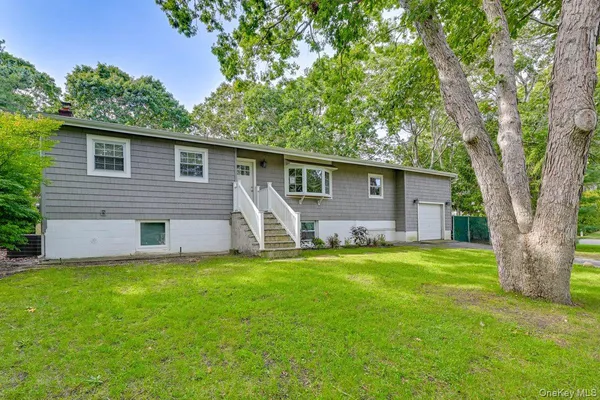 $30,000 | 2 Fairview Road, Hampton Bays, NY 11946