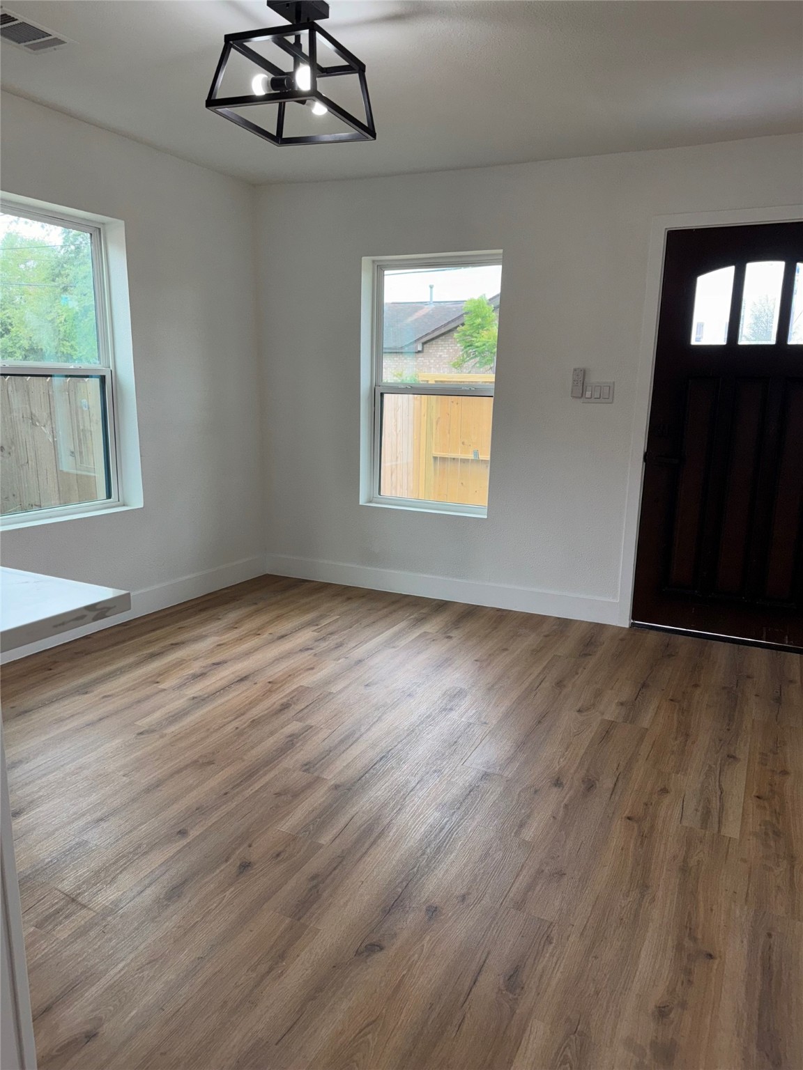 4414 Orange Street Houston, TX 77020 - Photo 4 of 25