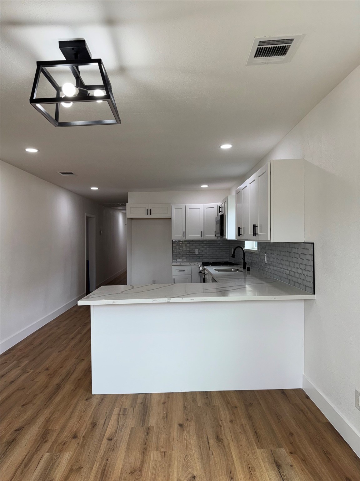 4414 Orange Street Houston, TX 77020 - Photo 8 of 25