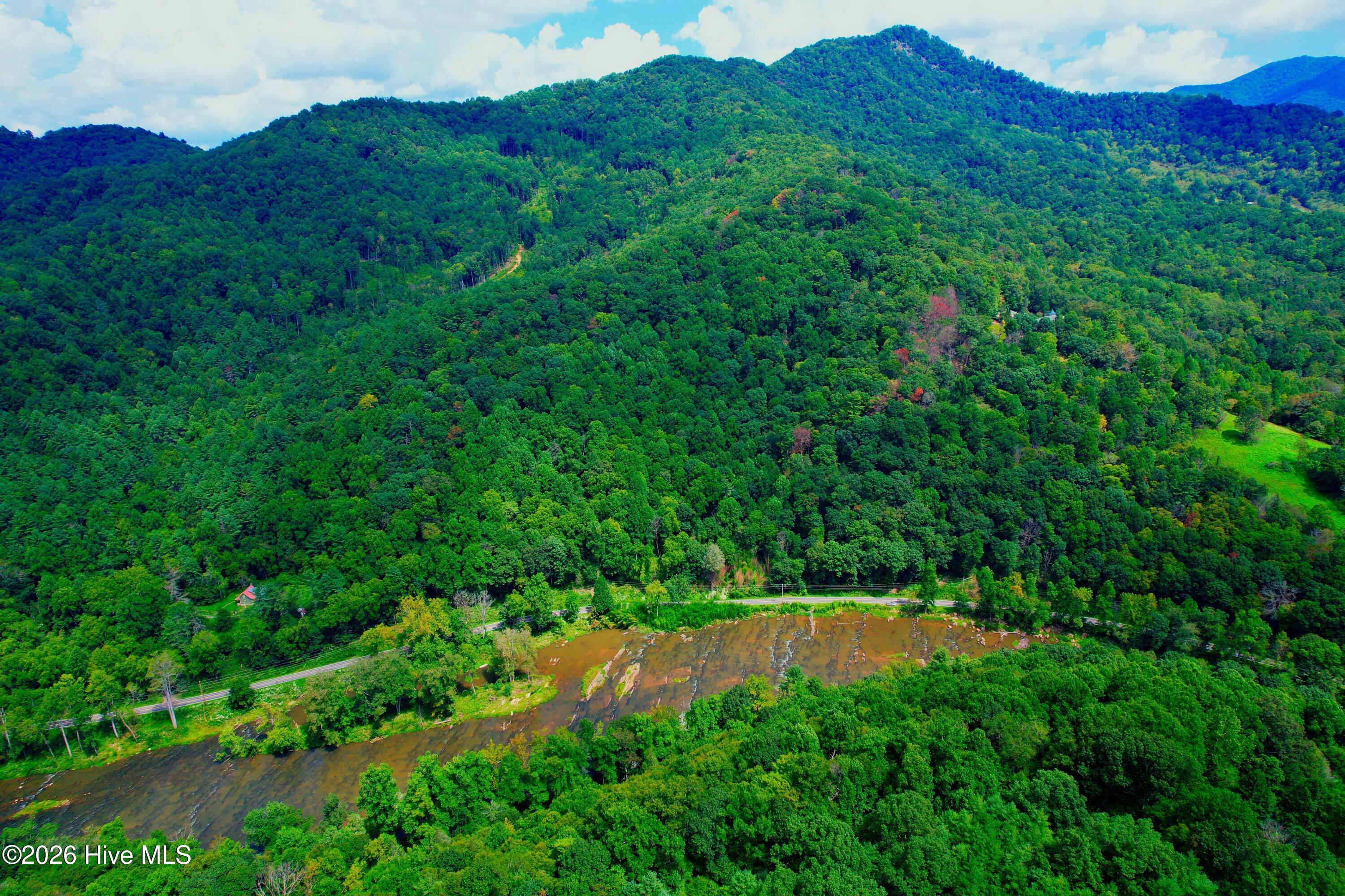 2872 Panther Creek Road Clyde, NC 28721 - Photo 37 of 82 Gallery Image 37
