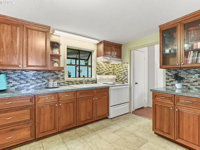 $410,000 | 7355 Southeast Frances Street, Hillsboro, OR 97123