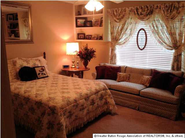 2851 Woodland Ridge Boulevard Baton Rouge, LA 70816 - Photo 6 of 20 Gallery Image 6