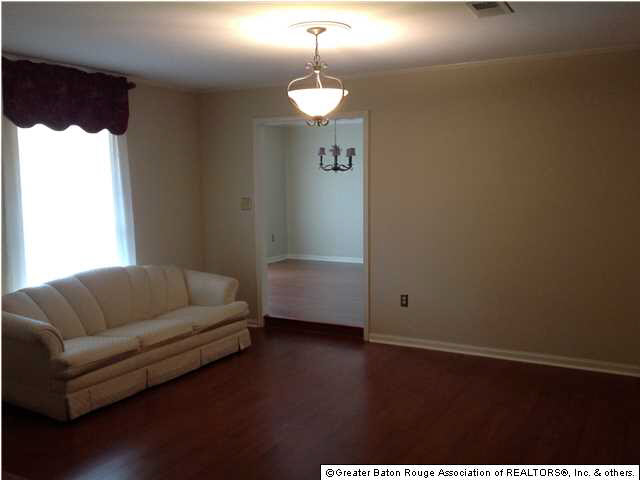 2851 Woodland Ridge Boulevard Baton Rouge, LA 70816 - Photo 9 of 20 Gallery Image 9