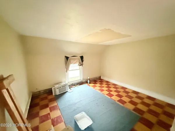 $300,000 | 17 New Egypt Cookstown Road, New Egypt, NJ 08533