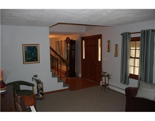 20 Rogler Farm Road Smithfield, RI 02917 - Photo 7 of 14 Den/Family/Great Room. Second large formal family room.