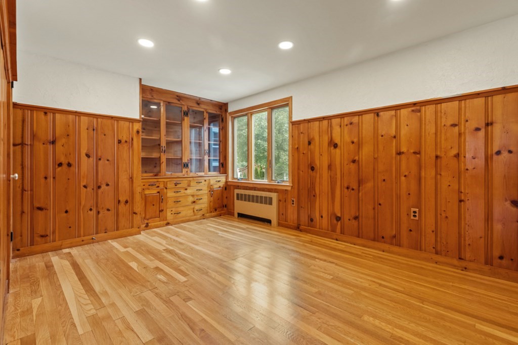 93 Locksley Road Lynnfield, MA 01940 - Photo 12 of 42 Gallery Image 12