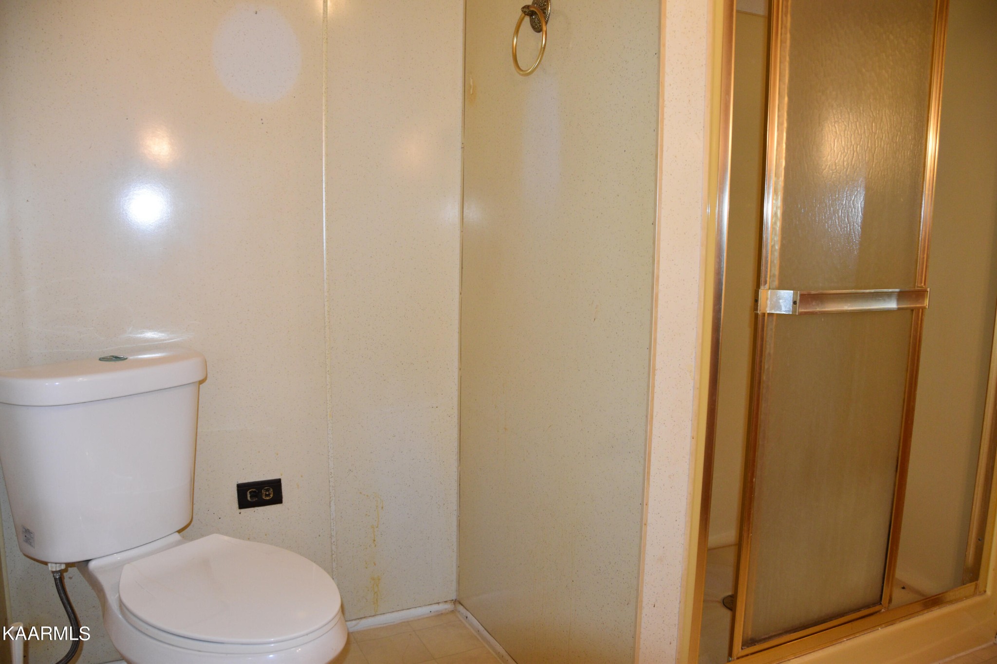 105 Howard Human Road Lancing, TN 37770 - Photo 12 of 44