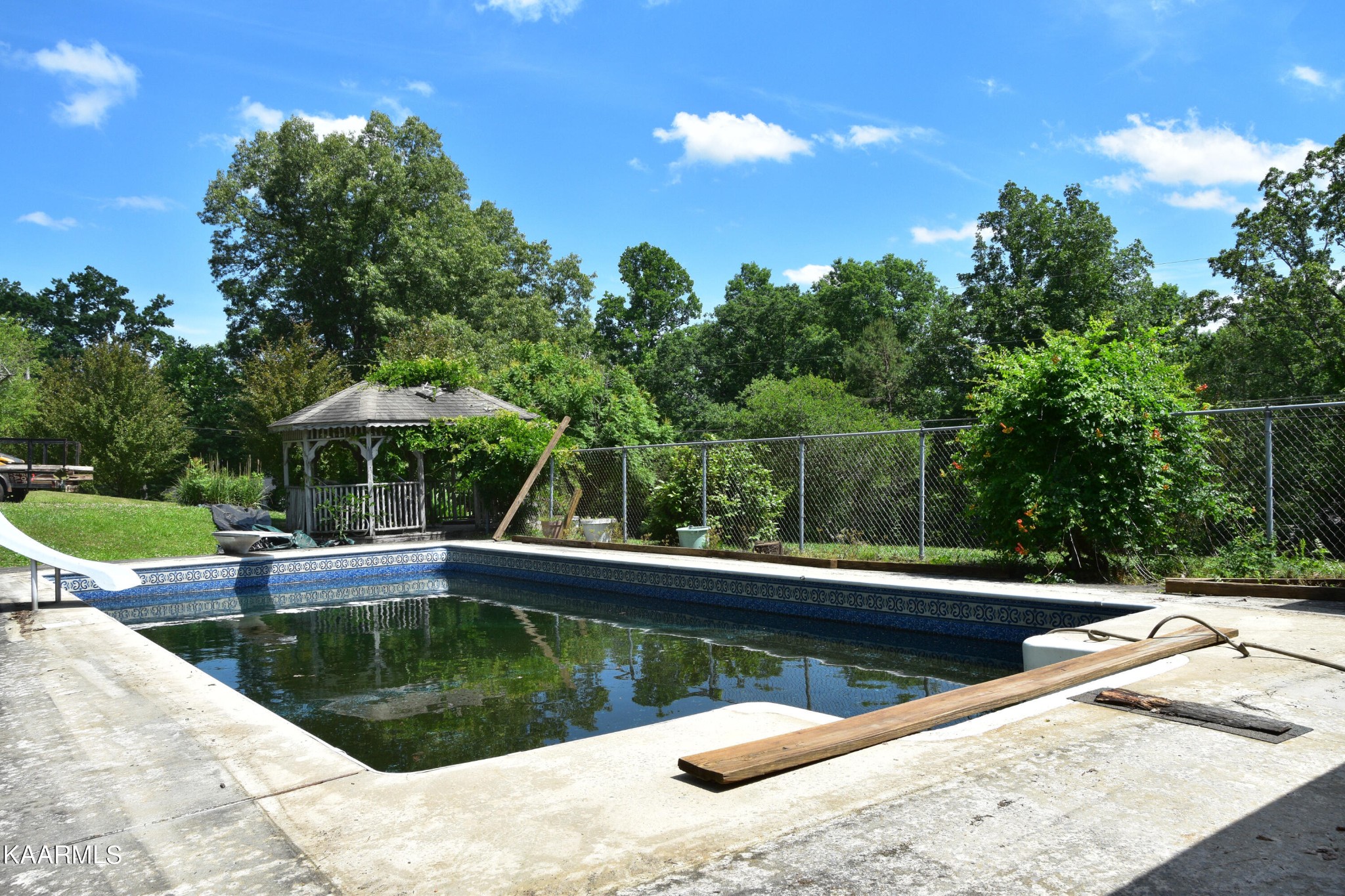 105 Howard Human Road Lancing, TN 37770 - Photo 26 of 44