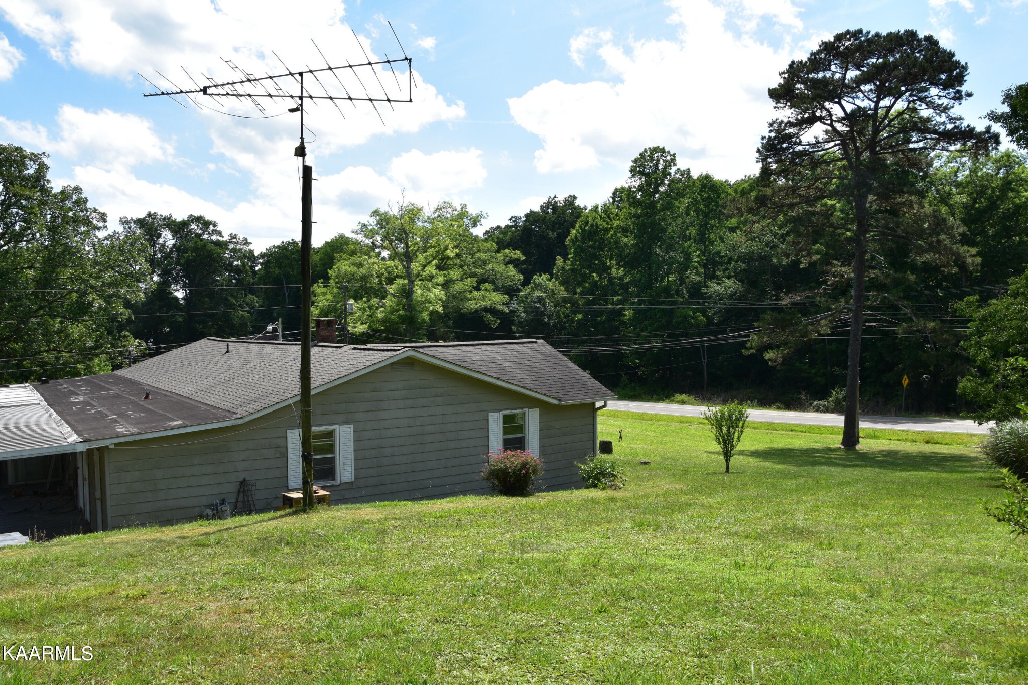 105 Howard Human Road Lancing, TN 37770 - Photo 37 of 44