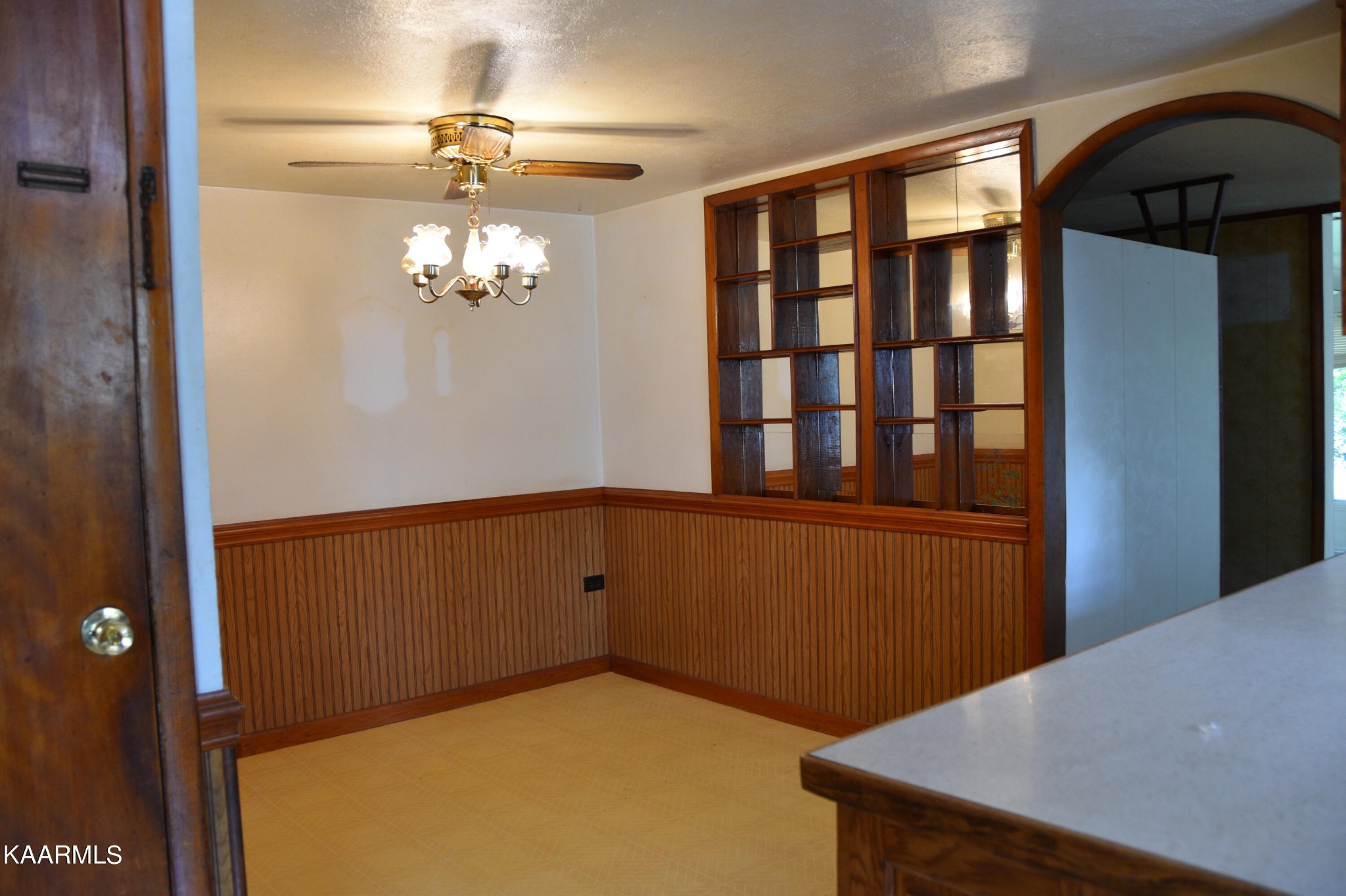 105 Howard Human Road Lancing, TN 37770 - Photo 6 of 44