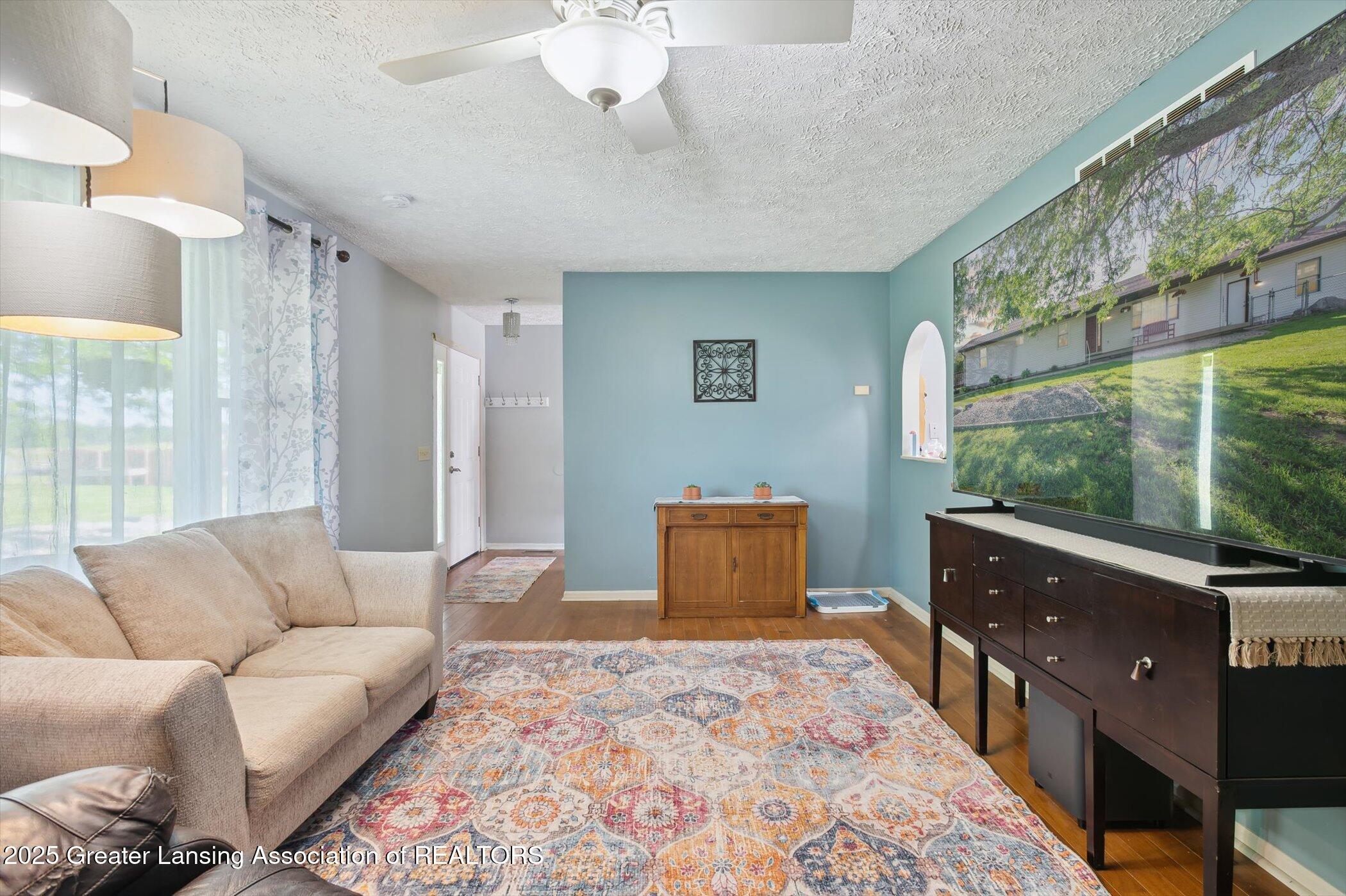 1234 Lamb Road Mason, MI 48854 - Photo 6 of 61 06-1234-Lamb-Rd-Mason-MI-48854-WindowSti