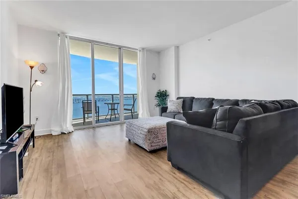 $369,000 | 3000 Oasis Grand Boulevard, Unit 2004, Fort Myers, FL 33916